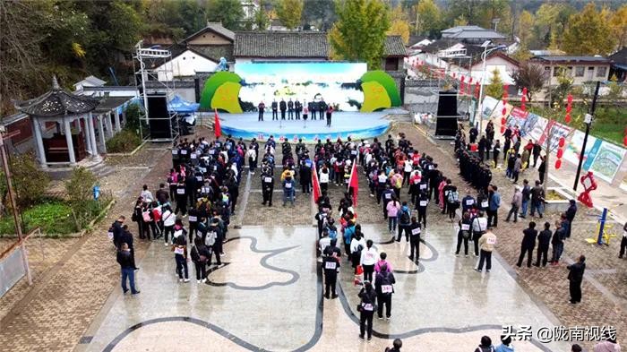 椋庡摜寰掓鐩存挱,闄囧崡椋庡摜璧勮