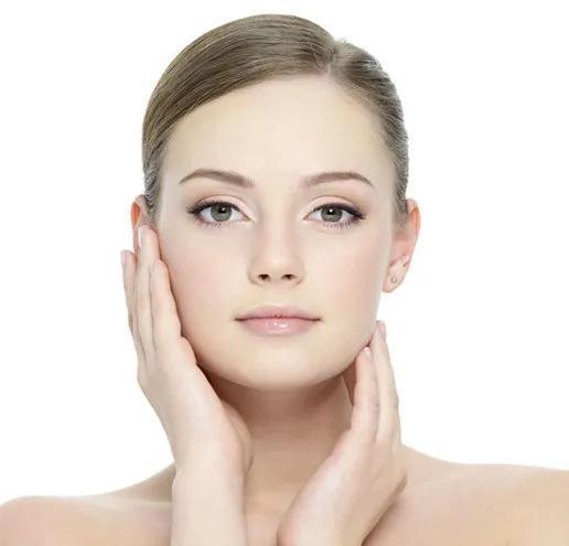 了解常见基础护肤品成分及其效果,护肤品选什么成分的比较好