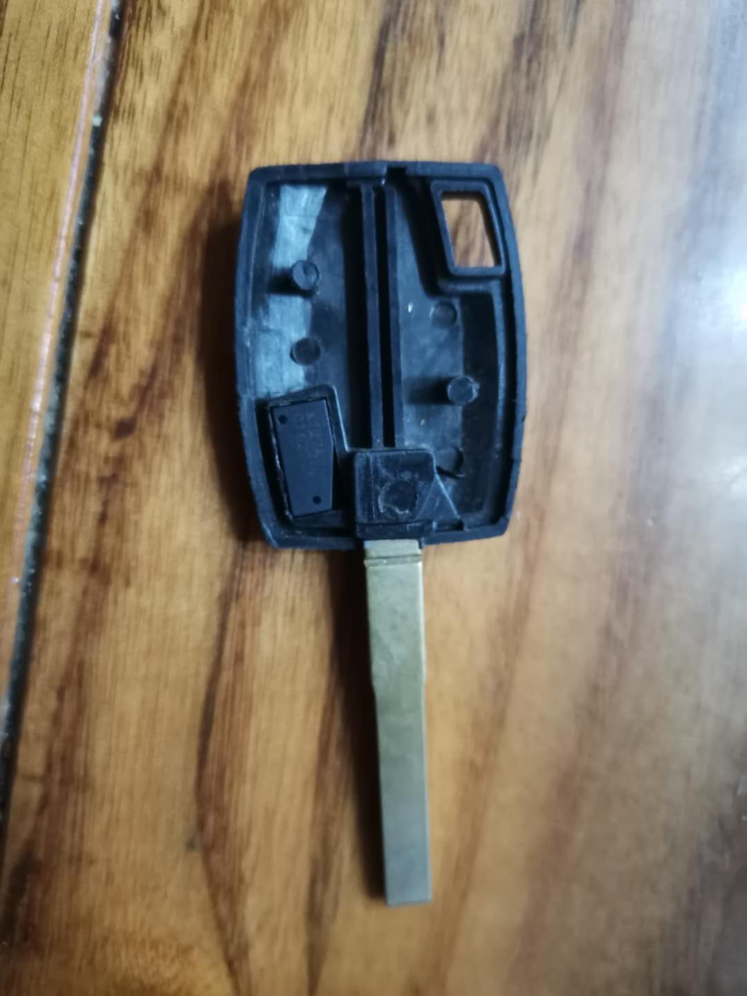 汽车钥匙丢了怎么配多少钱,汽车备用钥匙丢了配一把多少钱