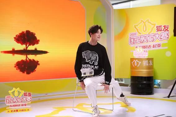 霍汶希探班谢霆锋美食节,霍汶希谢霆锋锋味发布会