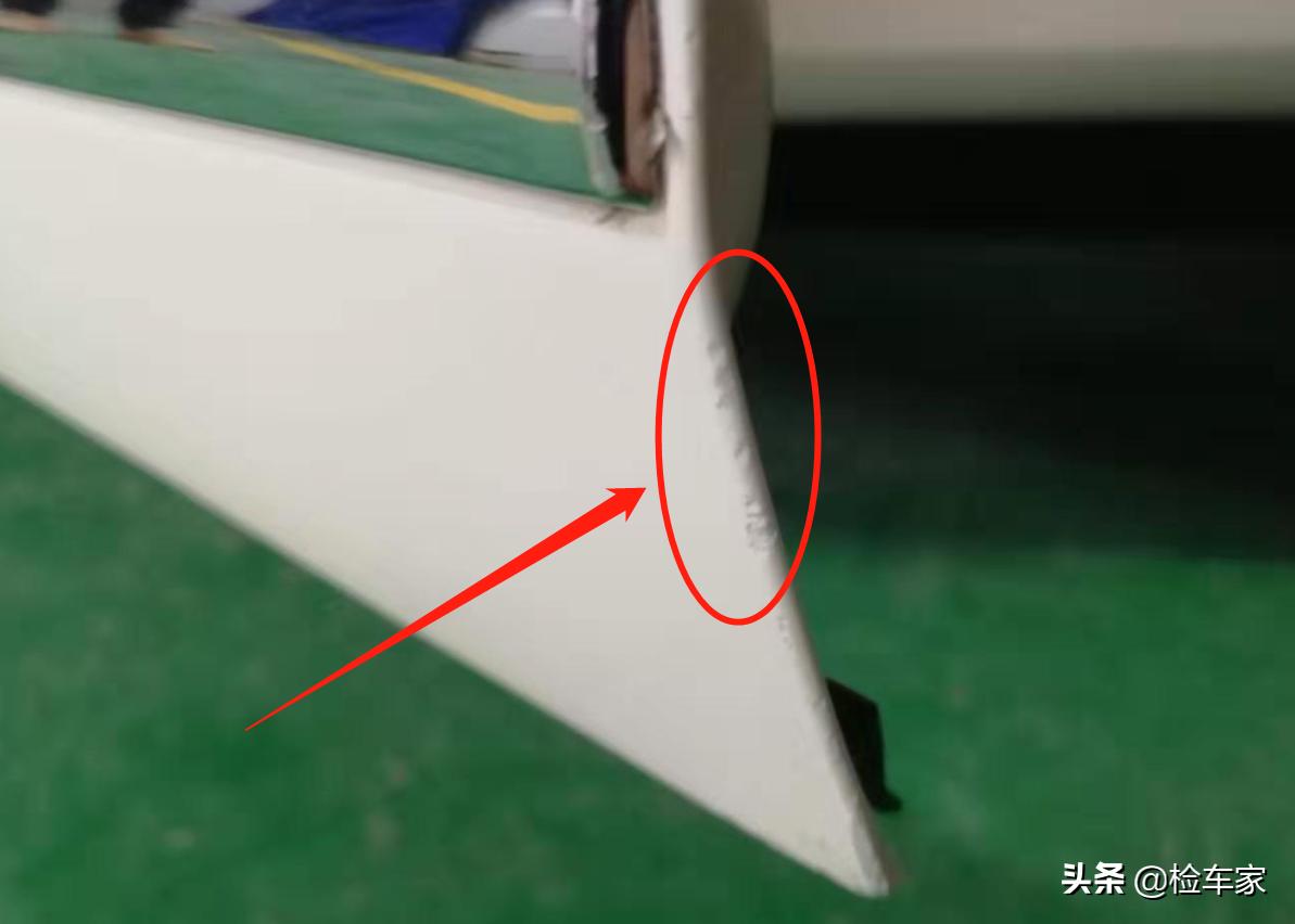 7万公里贬值26万，12万买奔驰C级值不值？网友：买车容易养车难