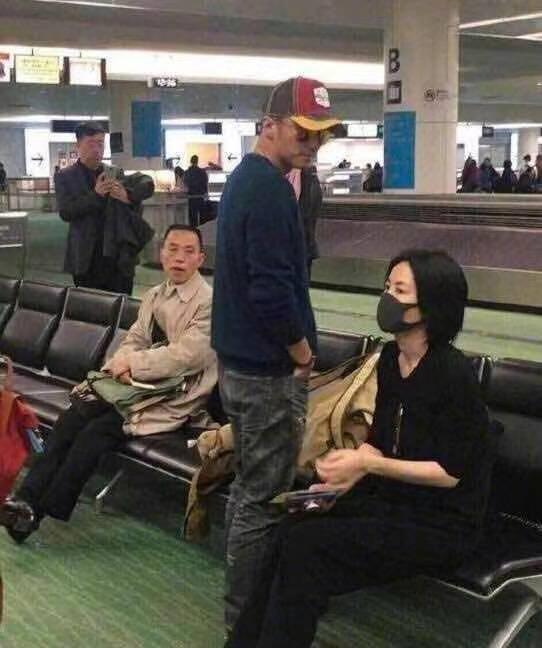 谢霆锋和王菲第一次在一起时间,谢霆锋和王菲最近感情真实消息