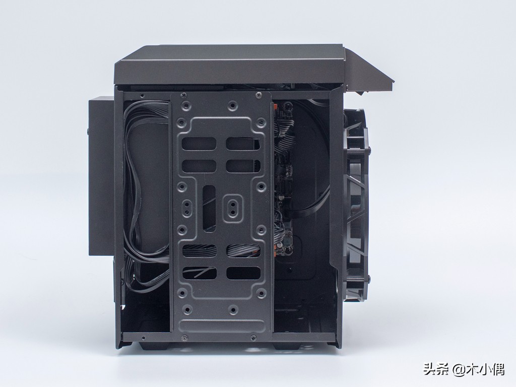 看腻了微软苹果系统？装台“黑Chromebook”电脑来玩玩吧