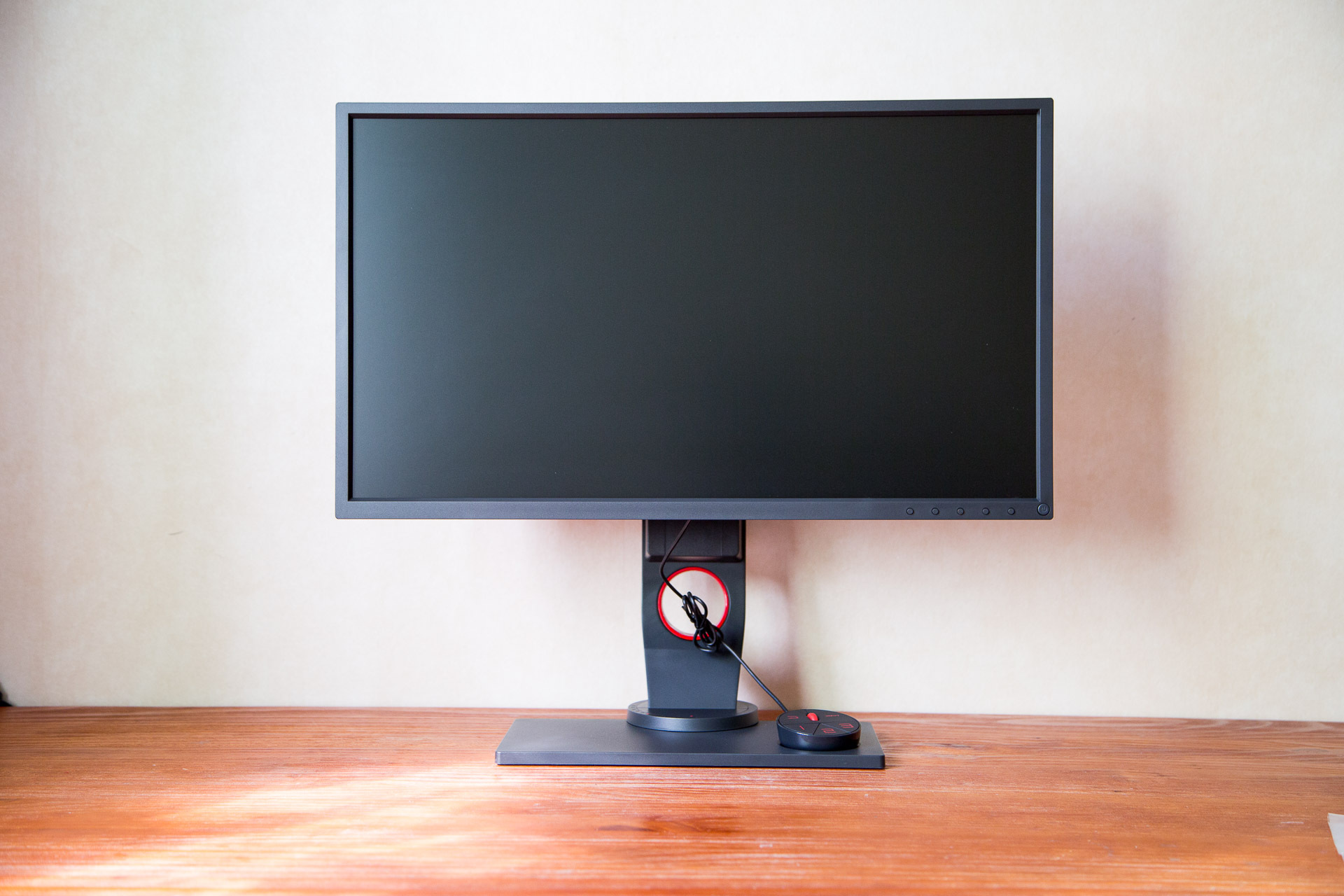 240hz刷新率跟165hz刷新率区别大吗,240hz1k卓威