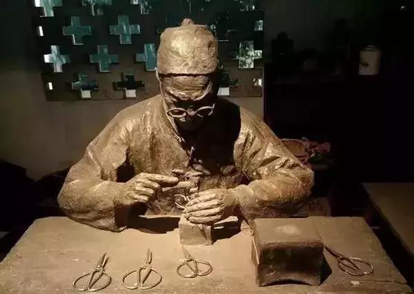 卖五十万的剪刀,剪刀卖了几十万