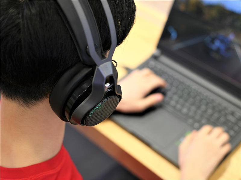 入耳式蓝牙游戏耳机gx05,电竞g5头戴式耳机