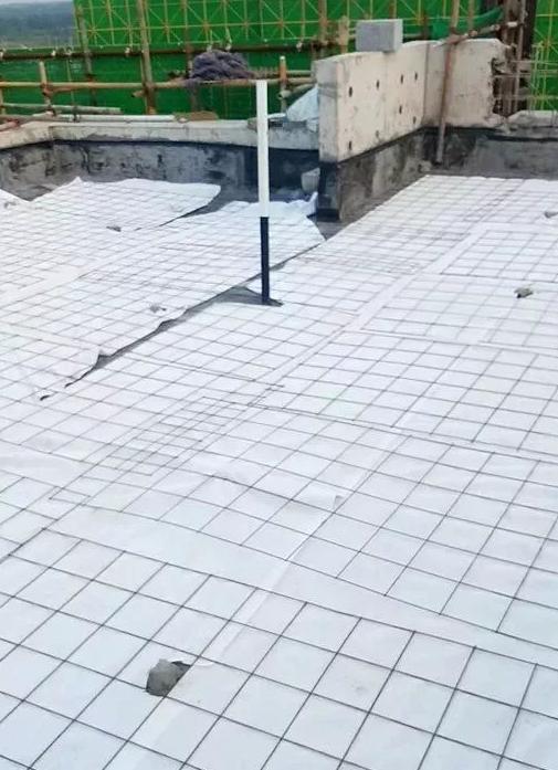 防水卷材做屋面防水需哪些工具,屋面防水施工应先做哪里的防水