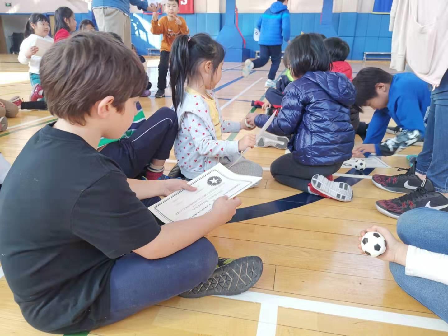 不经过摔打怎么变强,不经历磨练就不能成长