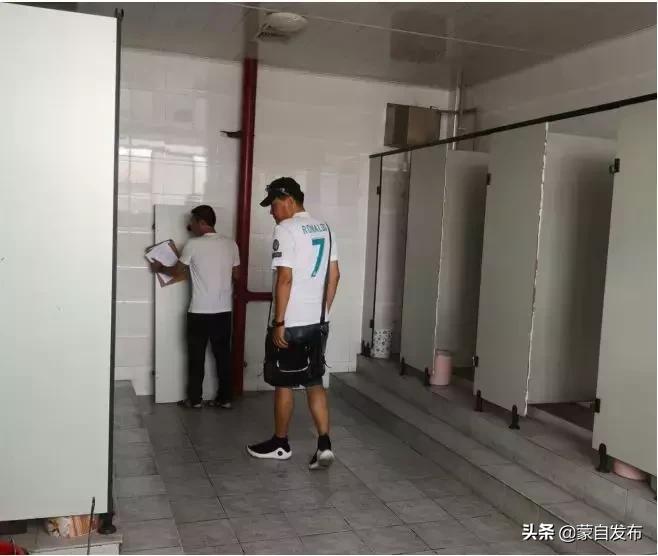 塞纳公馆电梯不灵？创泰御景物管问题！惠民二小厕所臭、文景街车位被铲除！