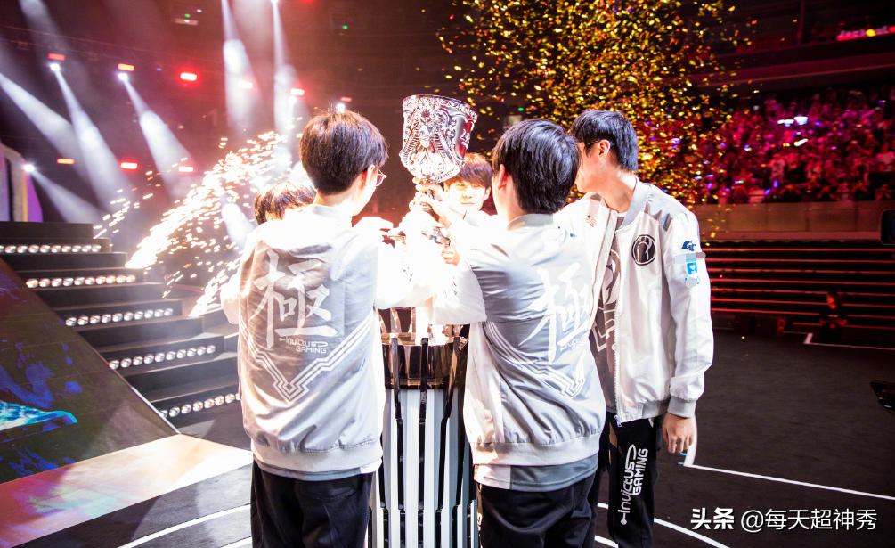 LOL韩服战绩更新，SKT首发五虎都是最强王者，IG呢？