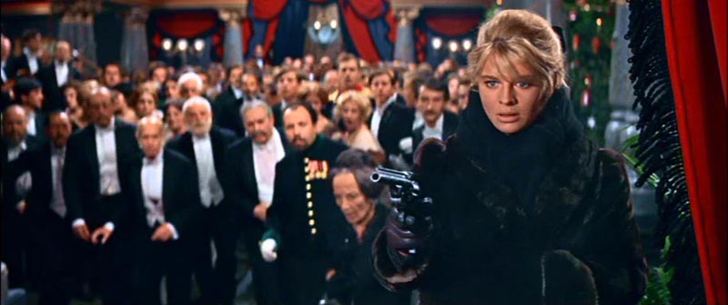 日瓦戈医生为什么要逃亡,日瓦戈医生作者晚年后悔