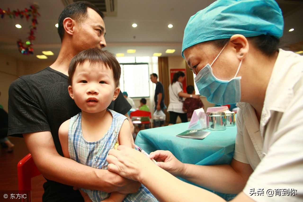 宝宝如果身体不适打疫苗会怎样,打完预防针后变脑瘫