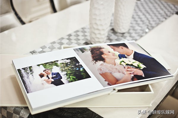 拍婚纱照全买还是只挑套餐,拍婚纱照与办酒席哪个好