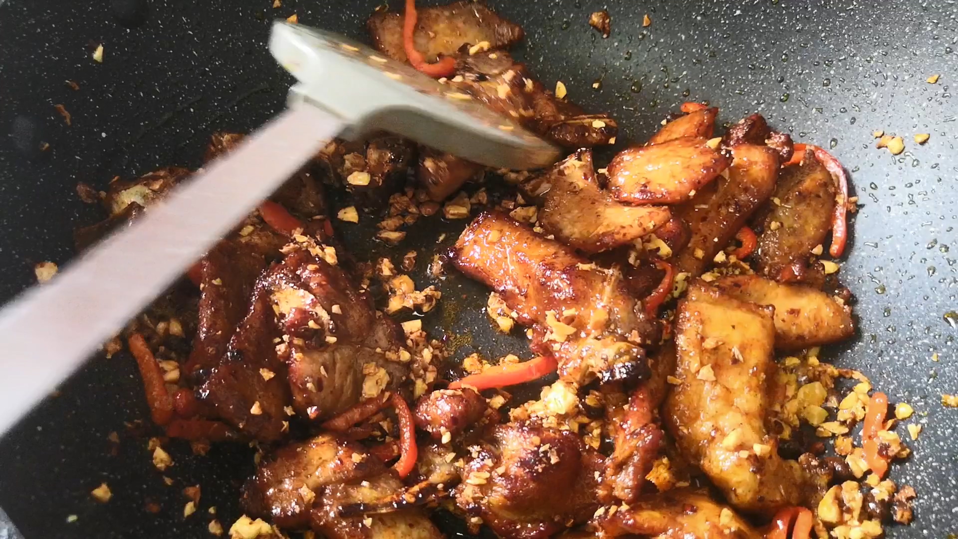 上海妈妈私房菜糖醋小排骨,外酥里嫩的香酥排骨