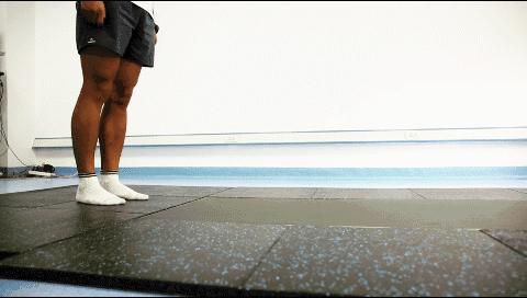 崴脚冰敷小技巧,崴脚怎么处理冰敷还是热敷