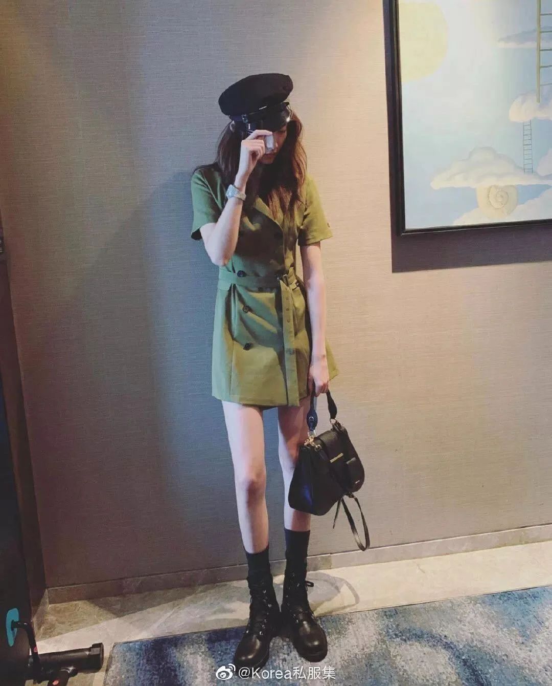 不要再乱穿格纹,不要再穿花里胡哨的衣服了