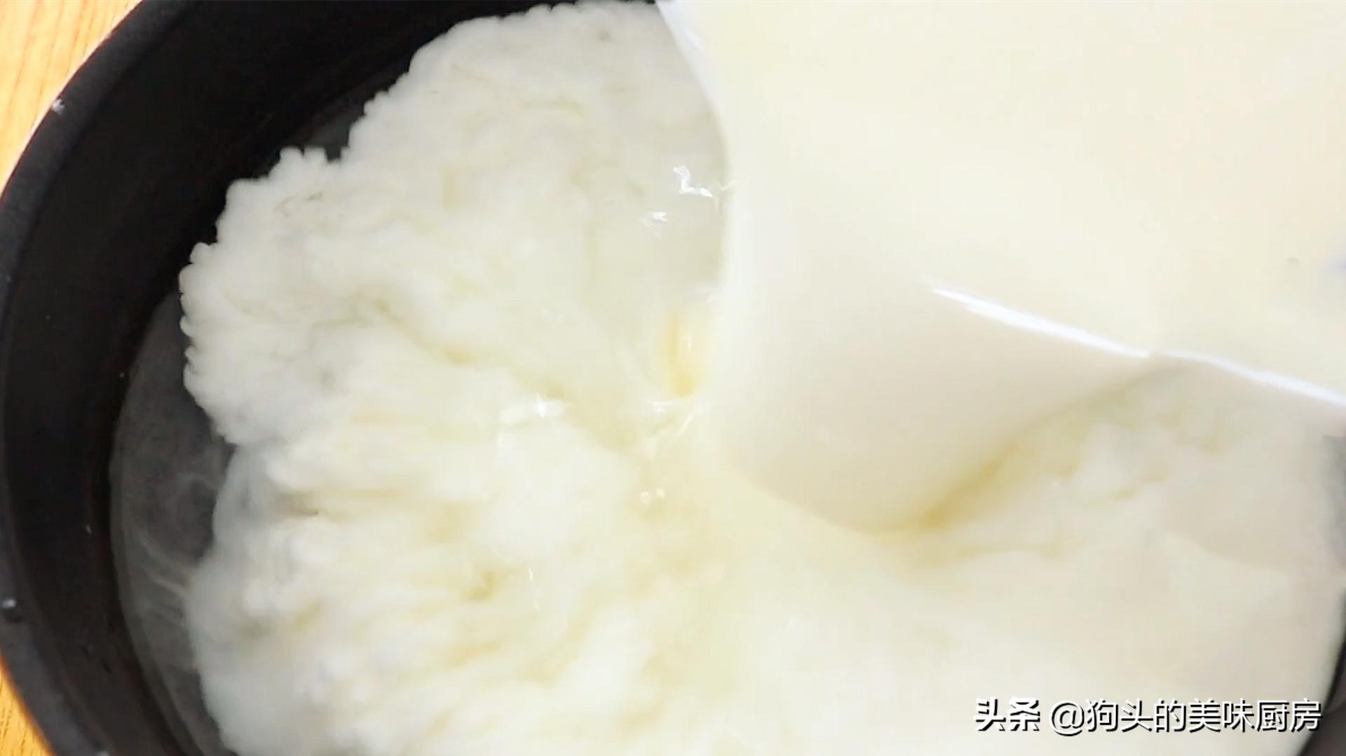 天热就喜欢吃它，6块钱一碗，自己也能做，筷子一搅，爽滑又筋道