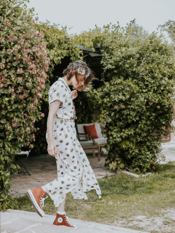 身高不高女生穿什么鞋子,身高不到160的女生穿什么鞋