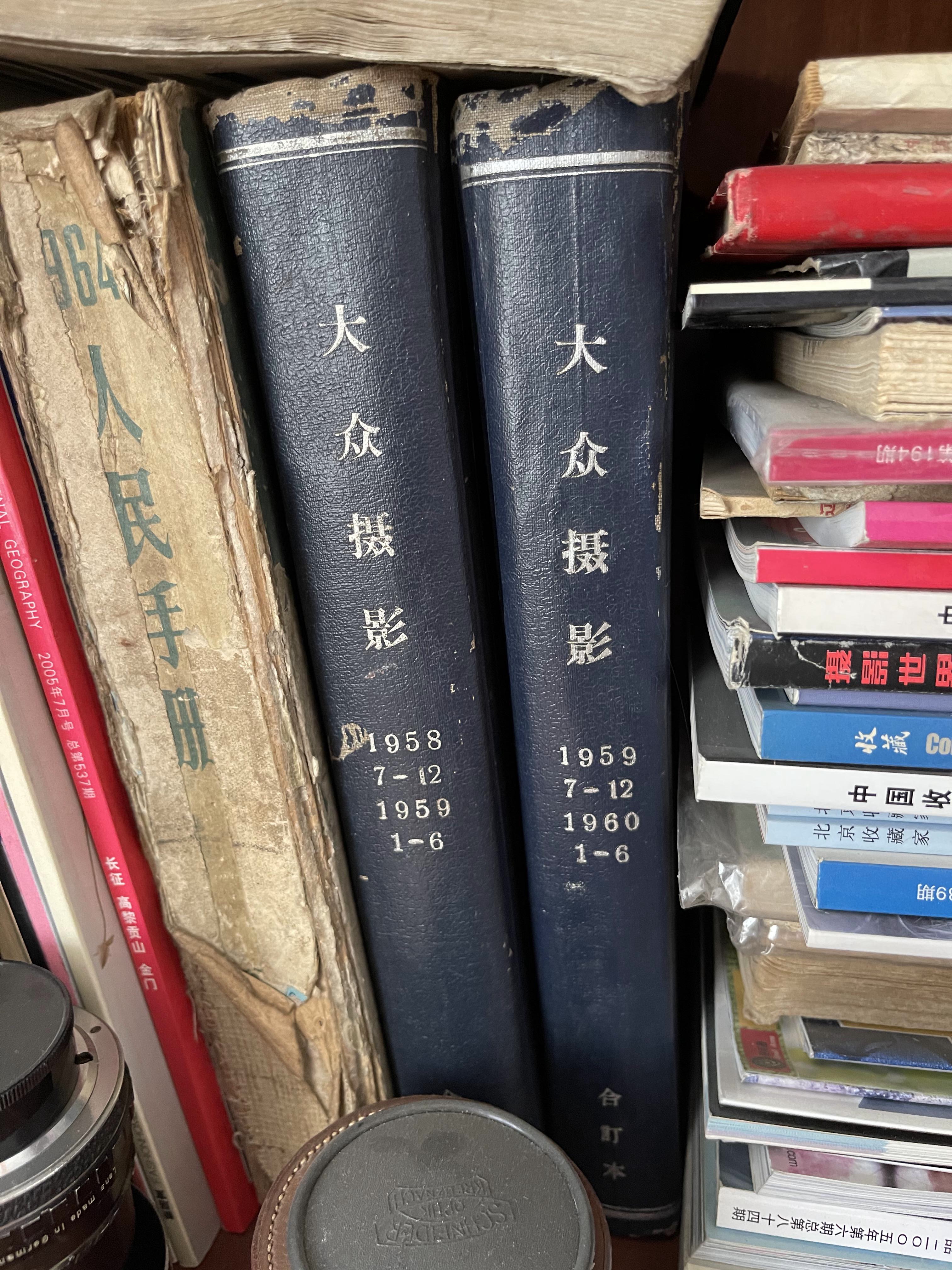 那年那月逛潘家园旧货市场,疯狂买老相机和摄影书刊