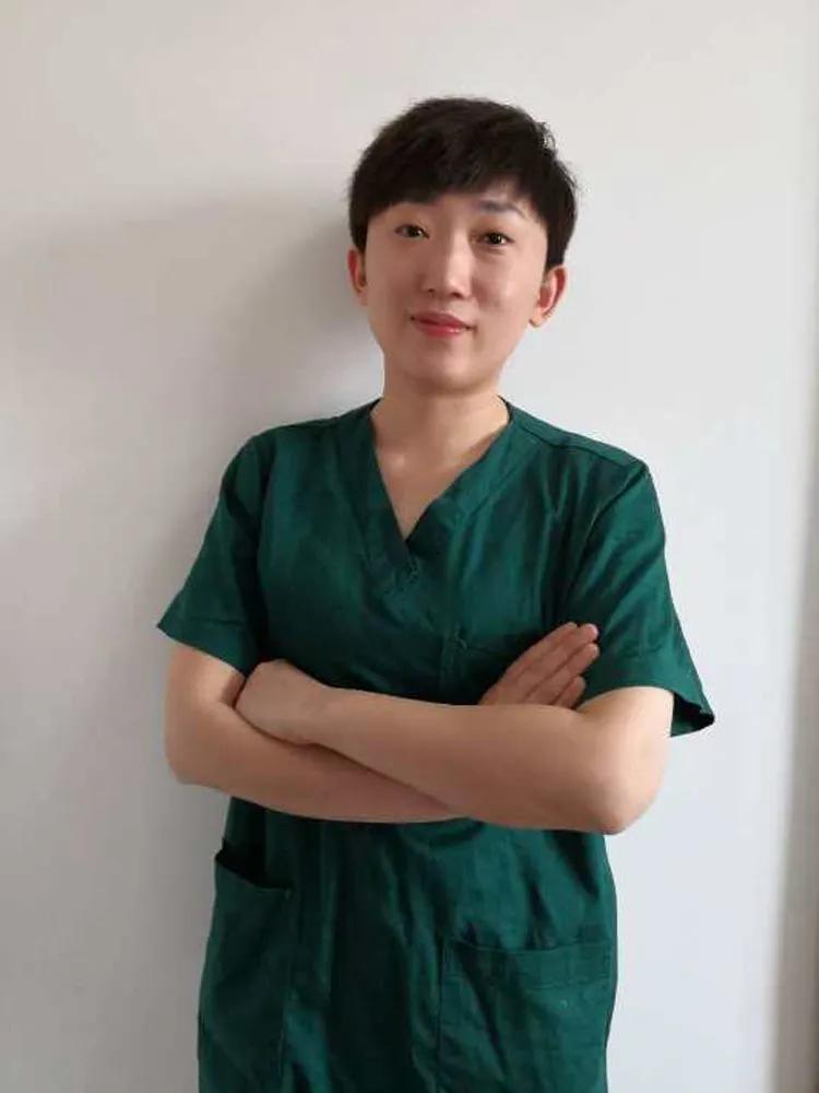 致敬2020每一个逆行的背影,回顾2019年消防员最美逆行背影