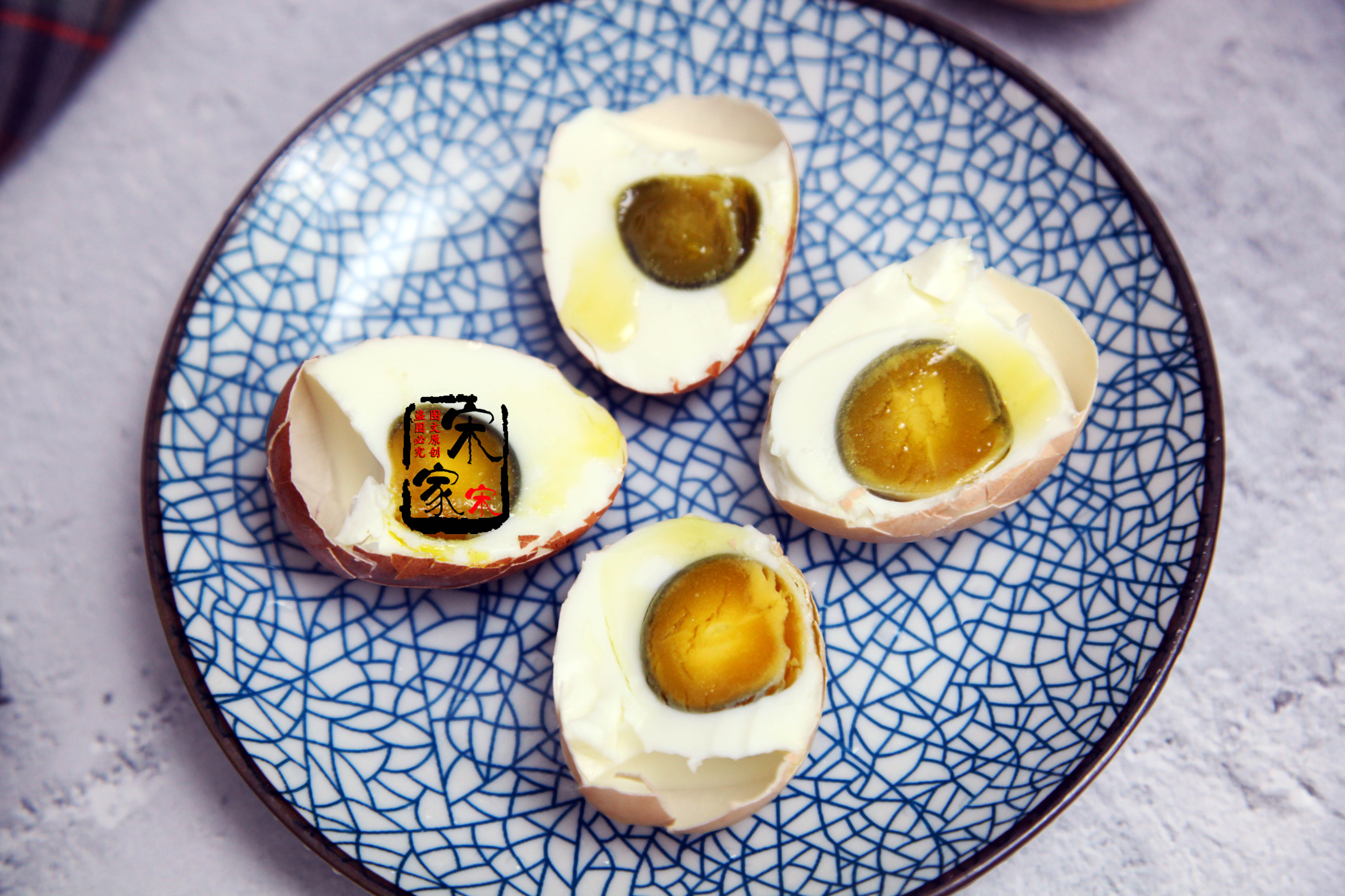 煮腌鸡蛋怎样才入味,腌鸡蛋一斤用多少盐最好不太咸