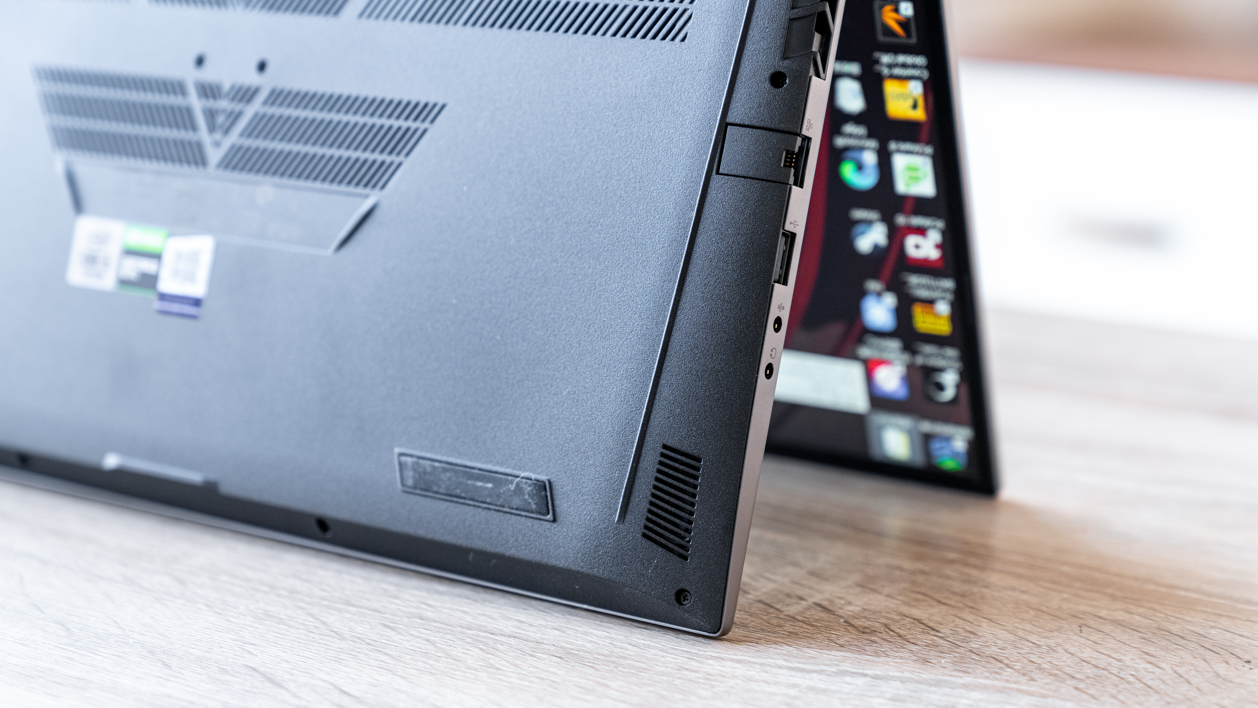 5-6K预算的性价比游戏本，机械革命Z3Air深度测评