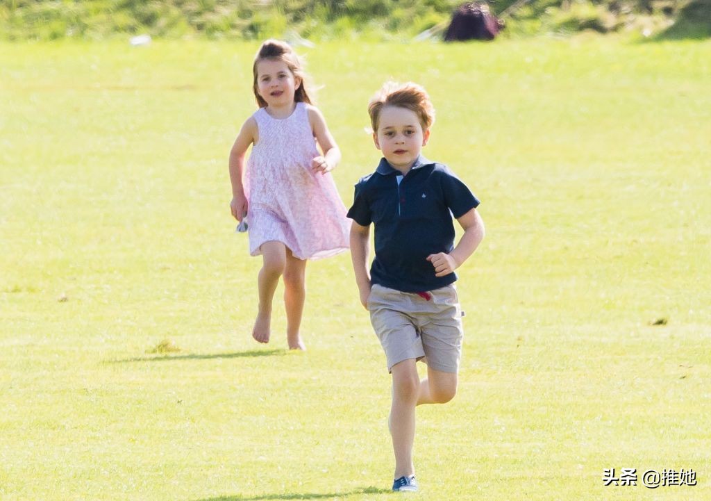 我是夏洛特公主，6岁啦，看了我出生到现在的点滴，过节要开心哦