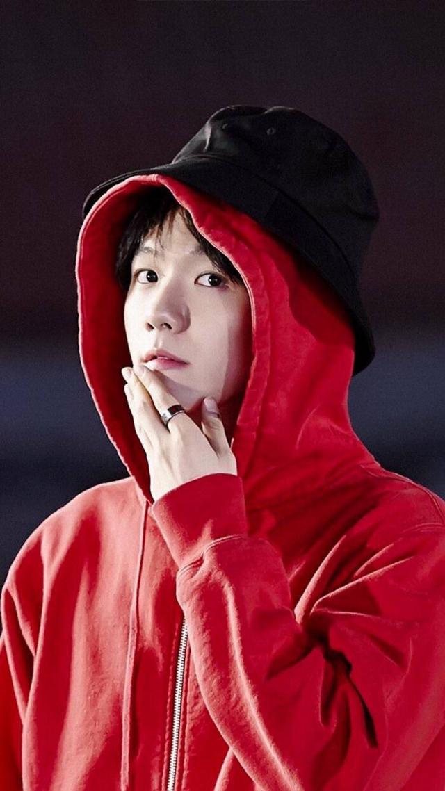 娱乐圈男明星最美的几双手，快来看看有没有你们的爱豆