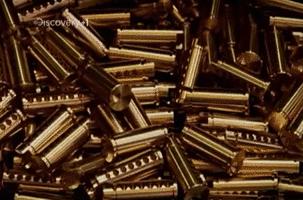 锁有没有可能自己锁上,锁打开了怎么锁上