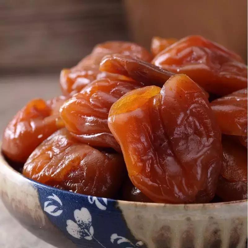 到底什么样的货色，才有资格成为年货？