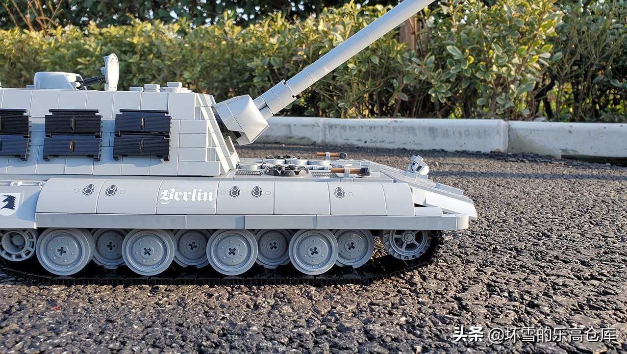 全冠积木斯图亚坦克测评,德国e100坦克积木
