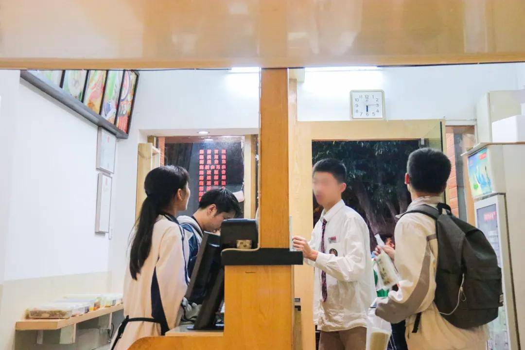 泉州学校门口童年回忆小吃,泉州学生街美食