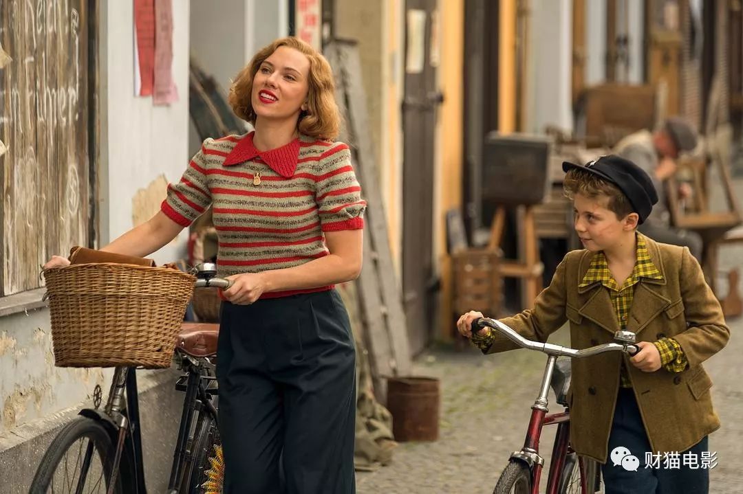 在电影中的希特勒和他的“骑士团”