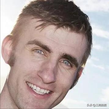 修了一扇破窗户后，彻底治好了他的拖延症