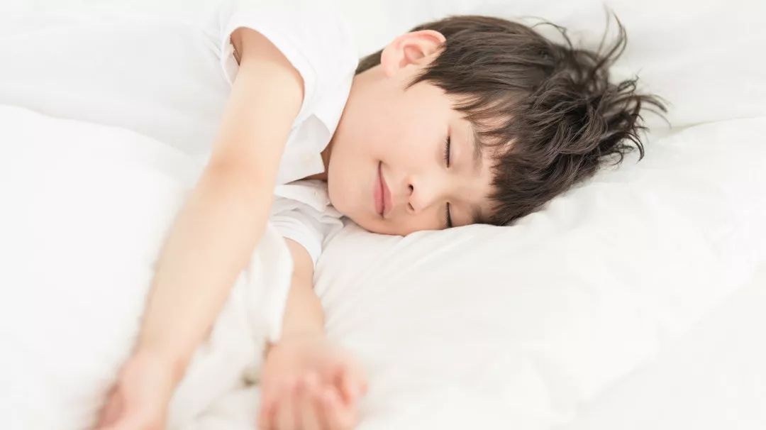 天气忽冷忽热儿童感冒了怎么办,孩子感冒气温高怎么办