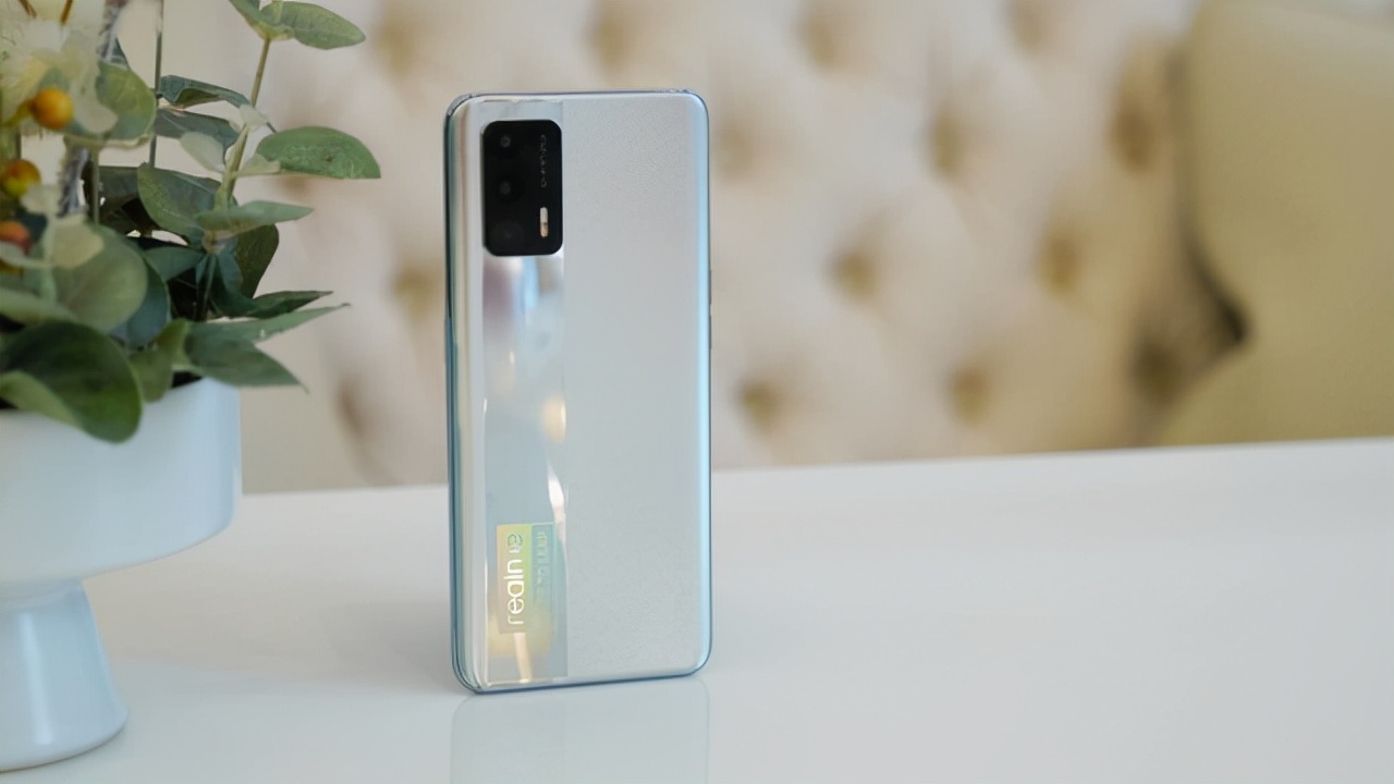 推荐几款最值得买的千元机,推荐几款千元机最值得买