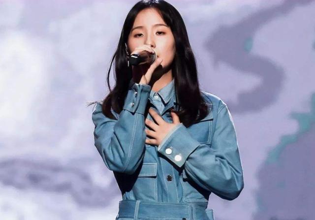 现在的00后都这么厉害么!刚获得选秀冠军,就敢在NASA唱原创歌曲