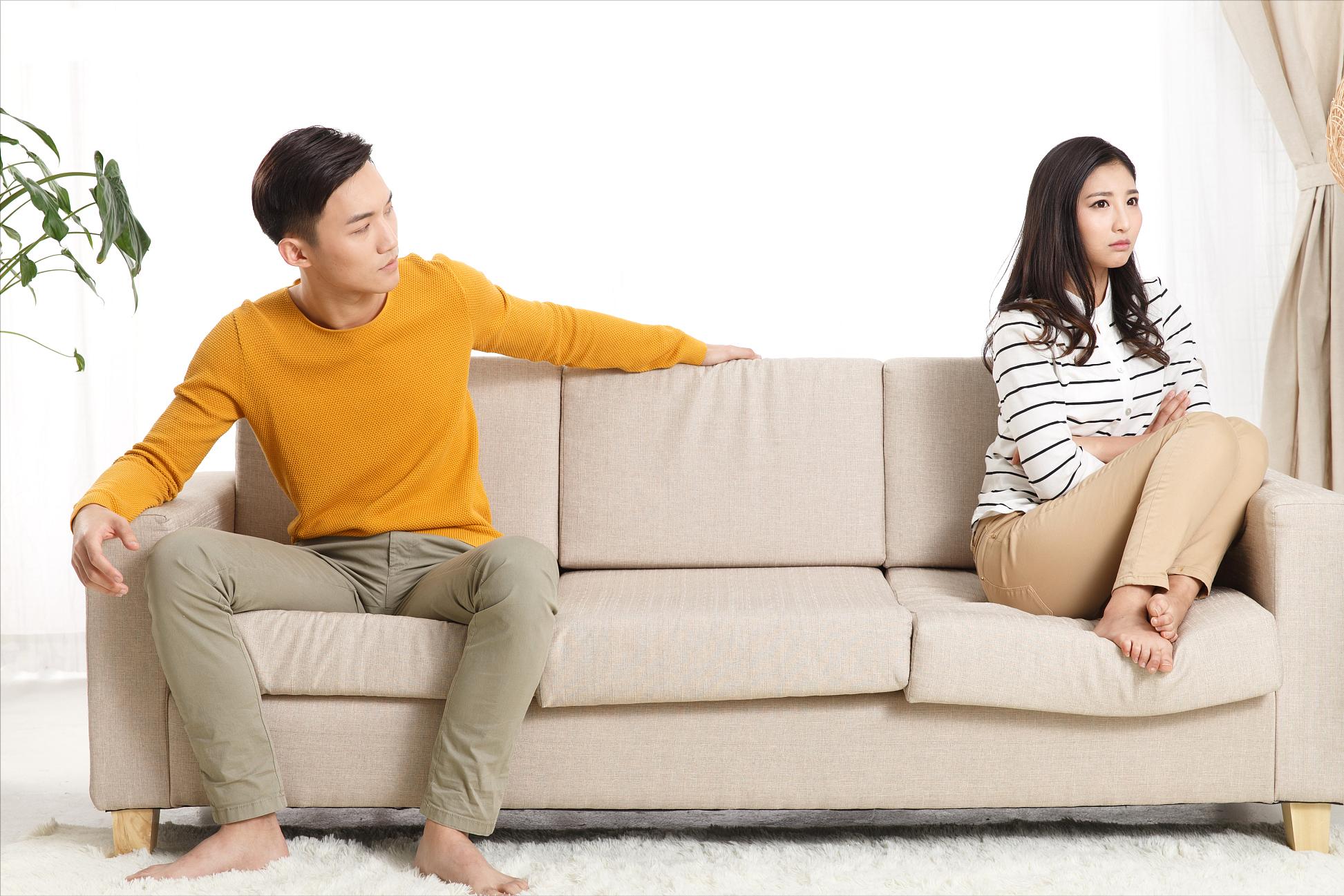 女人总是指责和抱怨老公怎么破解,女人怎样才能管住自己的丈夫