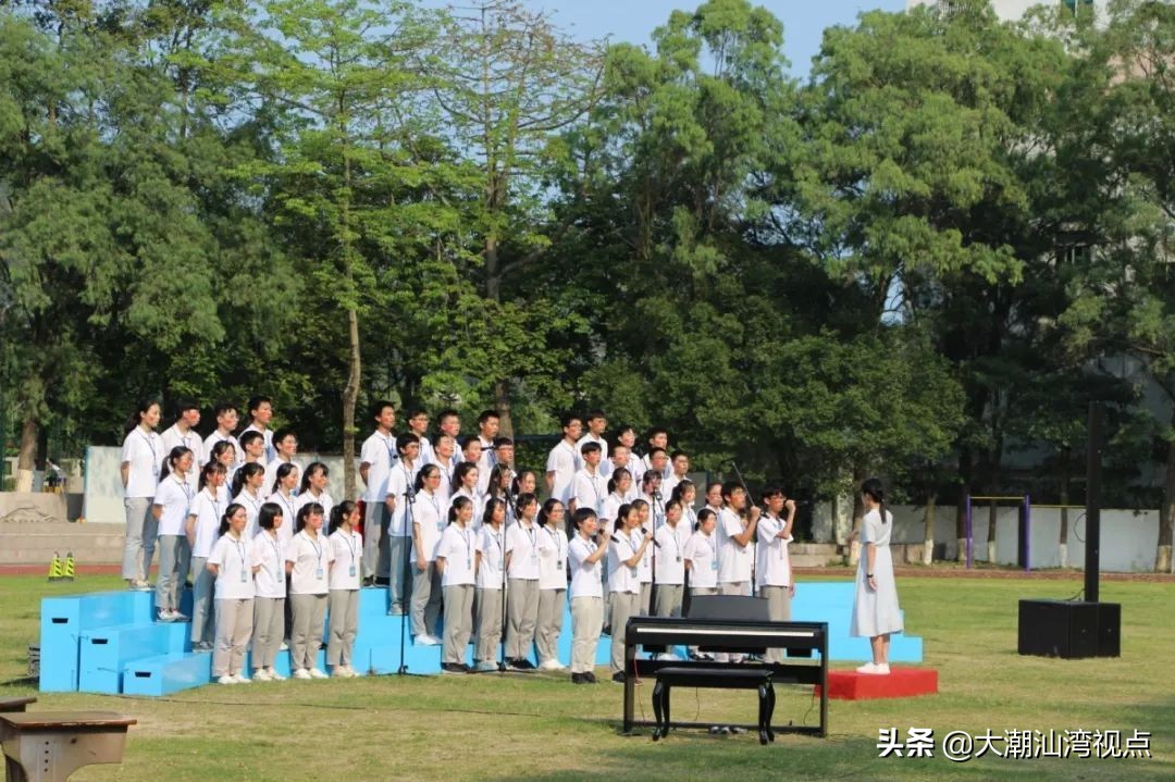 汕头哪些中专校服好看,汕头潮阳黄色校服是哪个学校