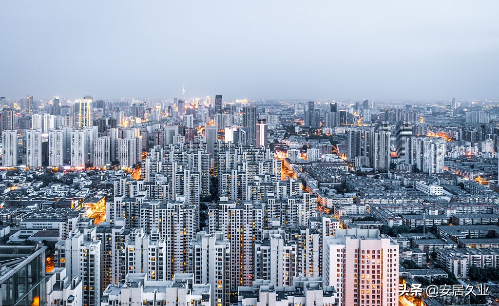 开间13.50米进深12米三层复式,8x13米农村三层复式旋转楼梯别墅