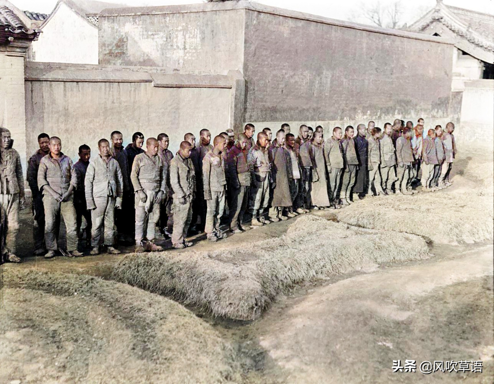 1919年的北京监狱，绞刑架阴森恐怖，囚犯并非面目狰狞