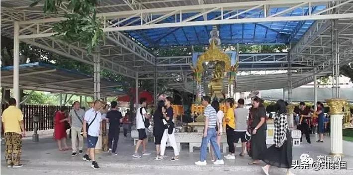还有多少中国人，被商业化的泰国佛牌宰得“心甘情愿”？
