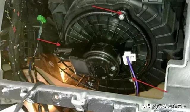 空调清洗蒸发箱一般在何时清洗,空调臭清洗蒸发箱能彻底解决吗