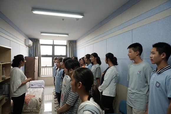 新学期的校园生活多彩社团,丰富多彩的社团活动记录校园生活