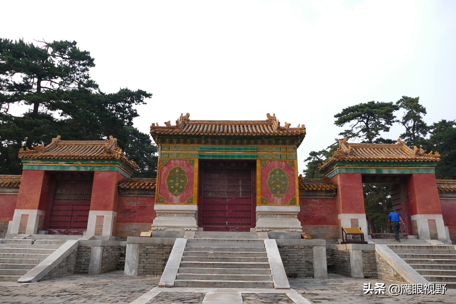 清朝皇帝为什么有清西陵和清东陵,清朝为什么选址清东陵