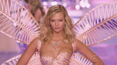 刘雯谈感情落泪,刘雯哭了的照片曝光