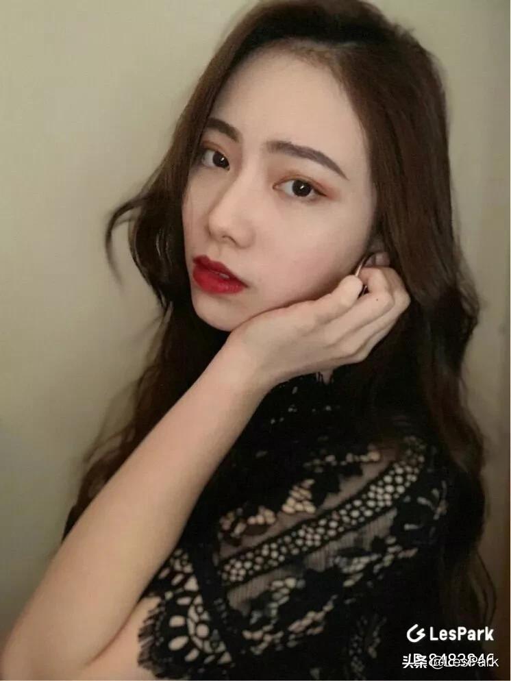 看完这对超甜LES拉拉CP,我先弯为敬