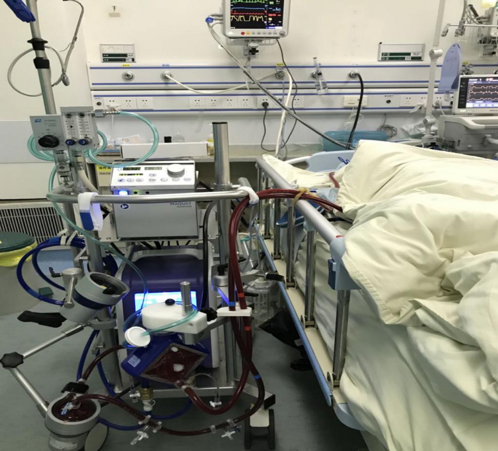 一天十几台手术23个病人出院,医生一天11台手术