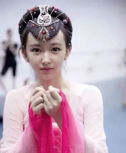 中国爱豆在韩综表演,韩综中突然说中文的中国爱豆