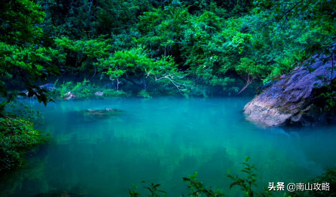8月避暑推荐 (七月避暑人少的地方)